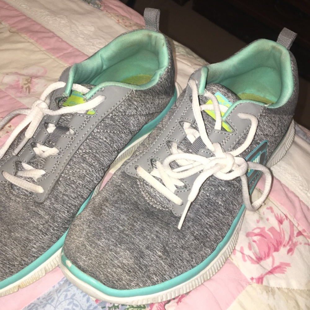 Skechers memory foam shoes